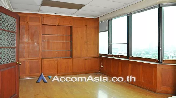  Office space For Sale in Ratchadapisek, Bangkok  near ARL Ramkhamhaeng (AA14915)